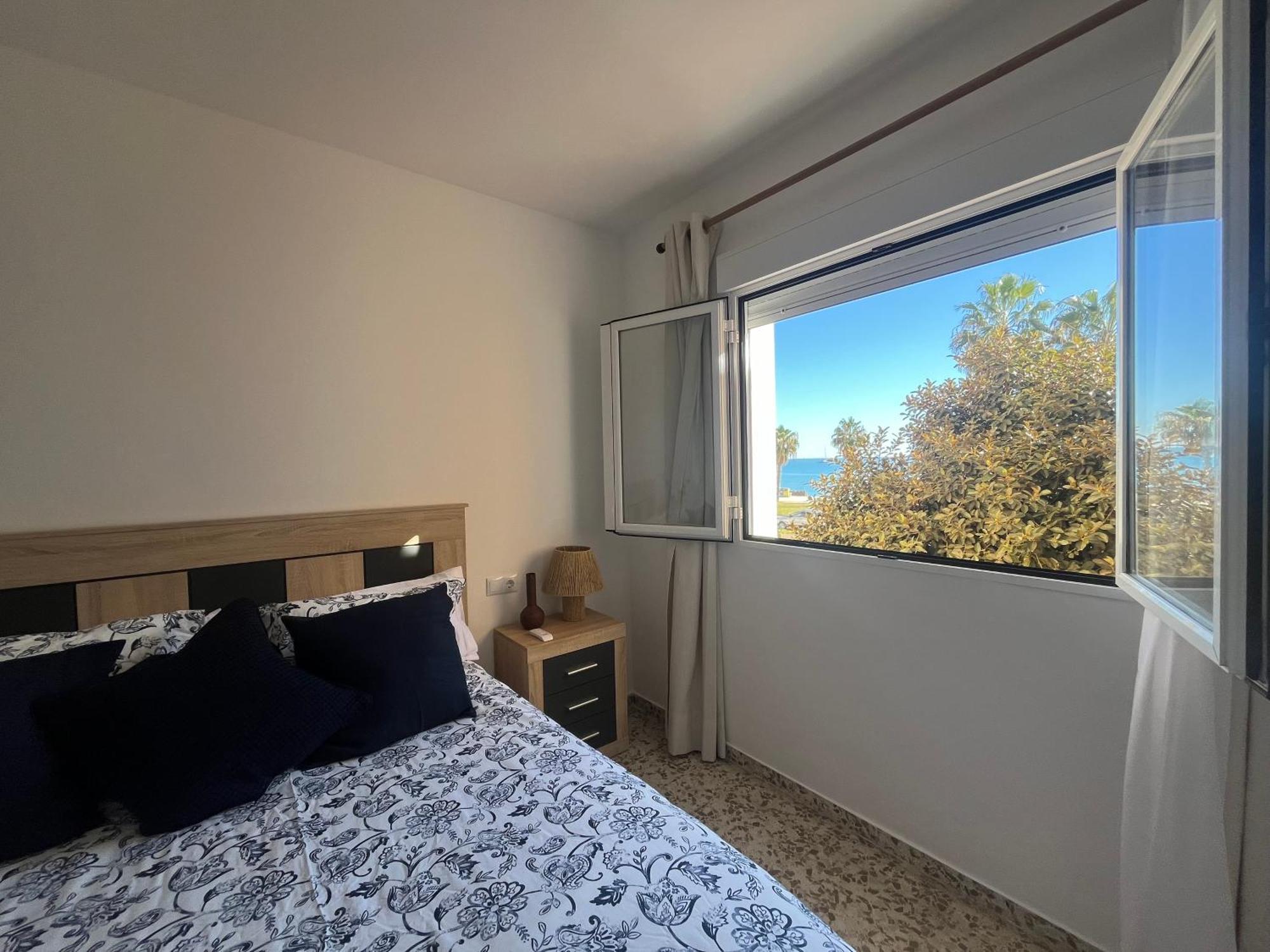 Love Rent4 Malaga Huelin Extérieur photo