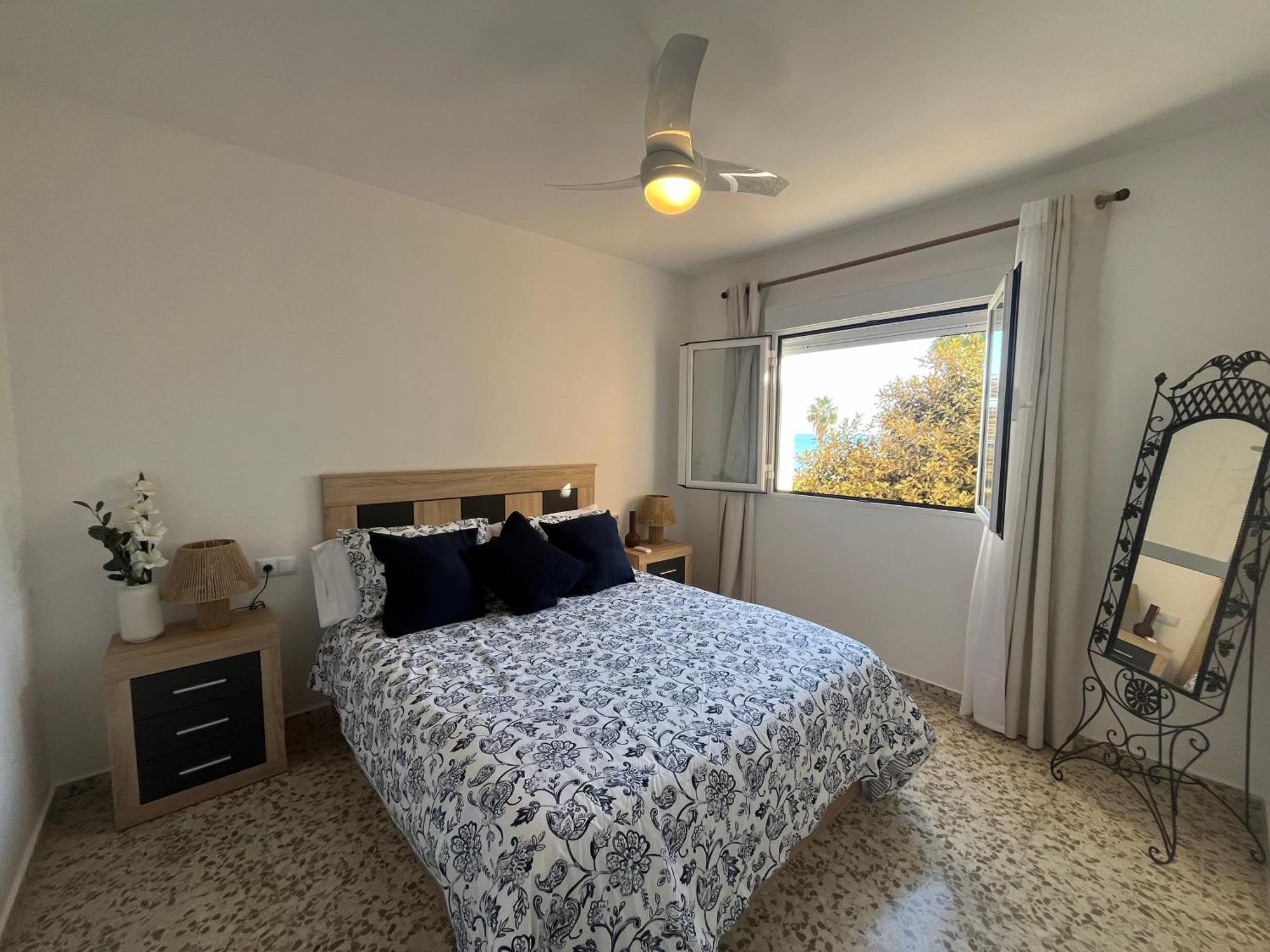 Love Rent4 Malaga Huelin Extérieur photo